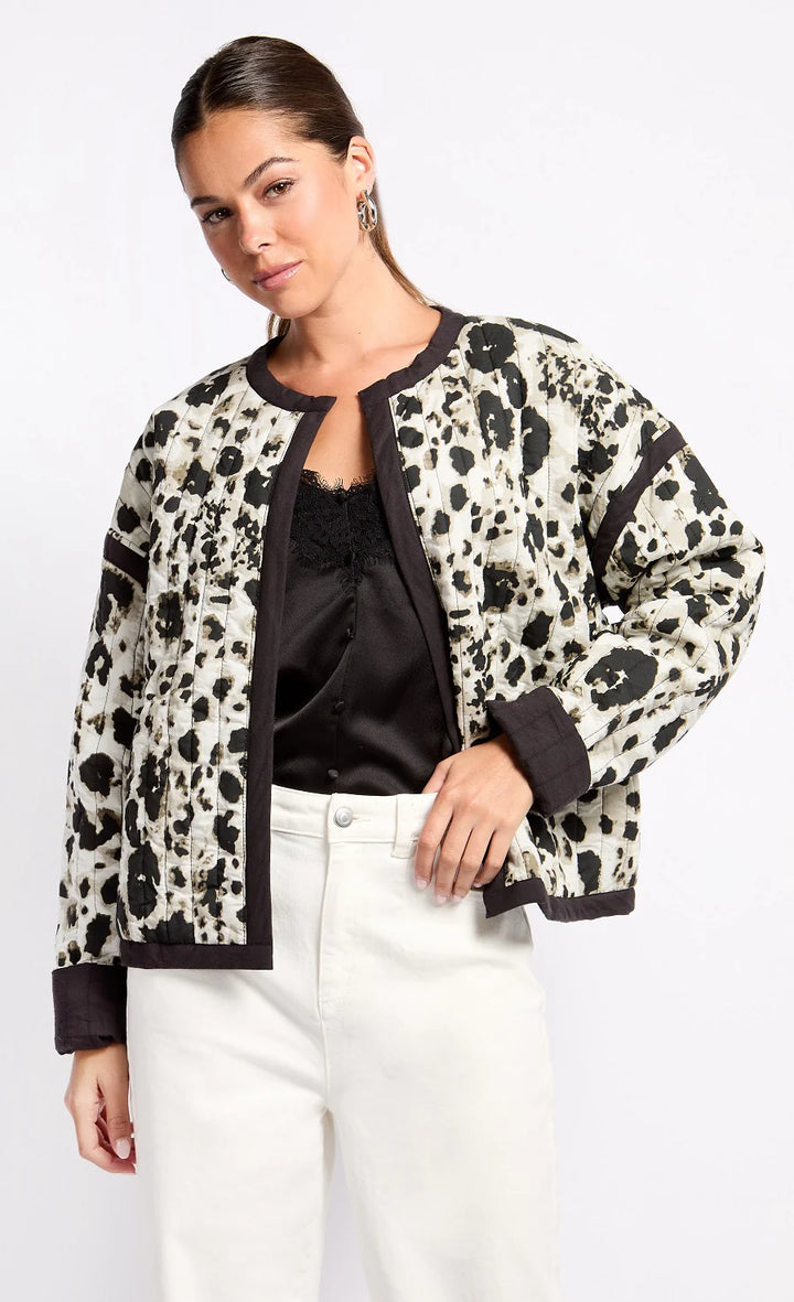 ANIMAL PRINT JACKET VOGUE