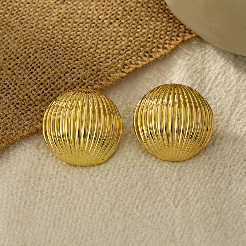 CIRCLE SHELL STLE EARRINGS